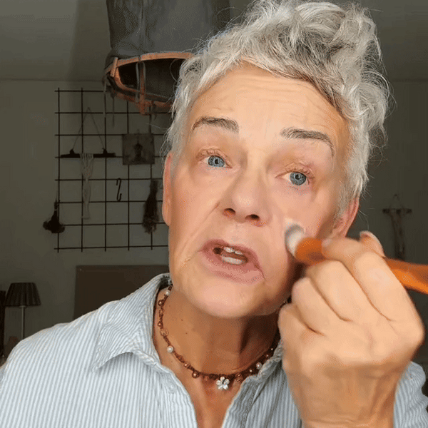 FOND DE TEINT ADAPTATEUR DE TEINTE 30 ML